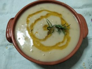 Zuppa di patate e cannellini