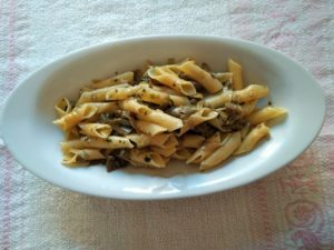 Maccheroncini all’uovo  con  carciofi